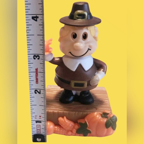 SOLAR POWER DANCING BOBBLEHEAD SUN-CATCHER PILGRIM BOY ~ THANKSGIVING 2016 - Picture 6 of 6